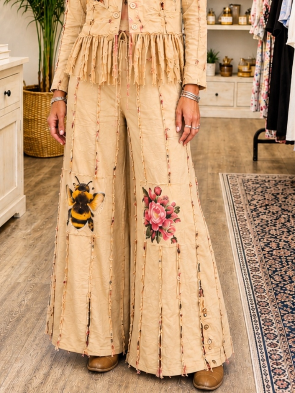 🎉 A RARE BIRD “ BUMBLE 2 “ A RARE BIRD HAND MADE BUMBLE BEE ROSE PANTS